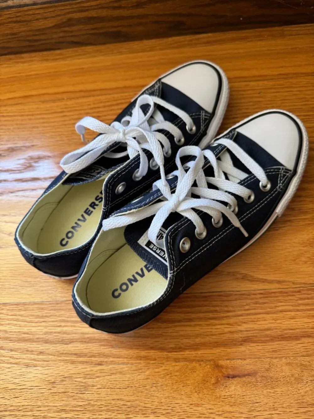 (new) chuck sneaker converse navy, women US 7.5 / Men US 5.5, UK 5.5, 38 EUR